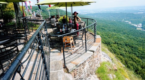 Enjoy The Best View In All Of Georgia At Cafe 7, A Unique Lookout Restaurant