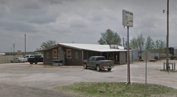 There’s A BBQ Restaurant In An Old Oklahoma Ghost Town You’ll Want To Try