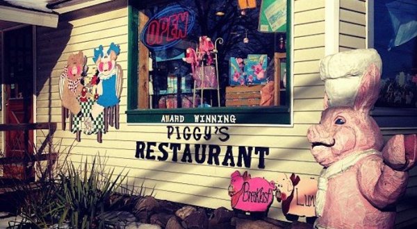 Have An Oinkin’ Good Time At Piggy’s Restaurant In Pennsylvania