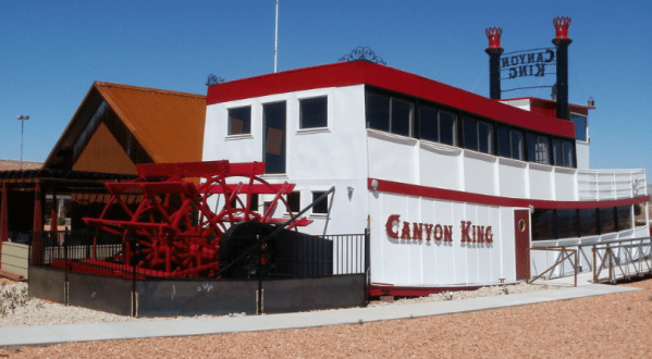 This Charming Paddlewheel Boat In Arizona Is Also A One-Of-A-Kind Pizzeria