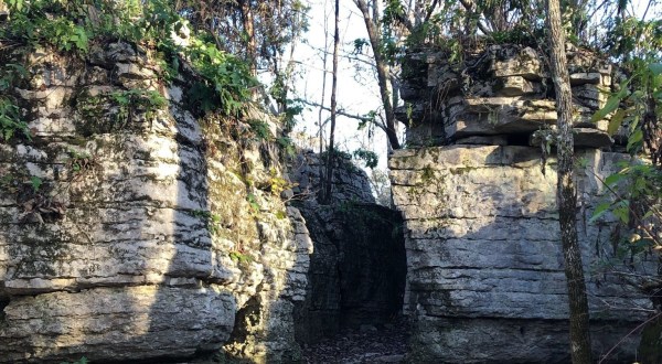 Hike Through Alabama’s Rock Maze For An Adventure Like No Other