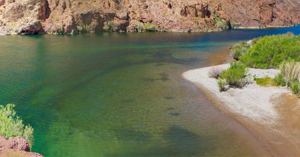 This Primitive Hot Springs Trail In Arizona Is Everything You Need This Winter