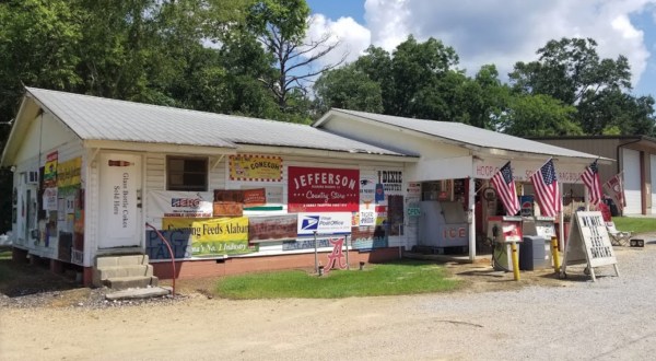 The Charming Country Store That’s The Epitome Of Small Town Alabama