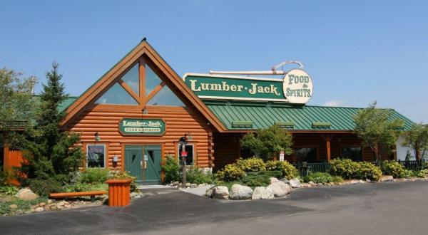 The Old-Fashioned Lumberjack Cafe In Michigan That Will Take You Back In Time