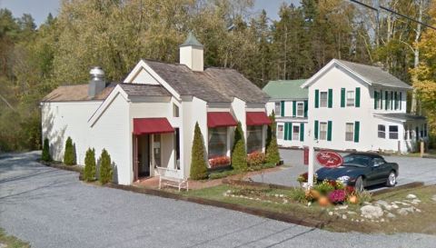 Blink And You'll Miss These 9 Tiny But Mighty Restaurants Hiding In Vermont