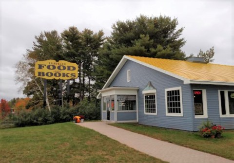 This One Of A Kind Library Restaurant In Connecticut Is A Book Lover's Dream Come True