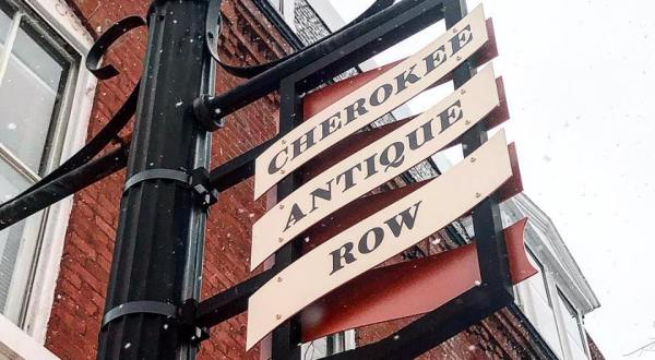 Missouri Has Its Very Own Antique Row Where You’ll Find Hundreds Of Treasures To Take Home