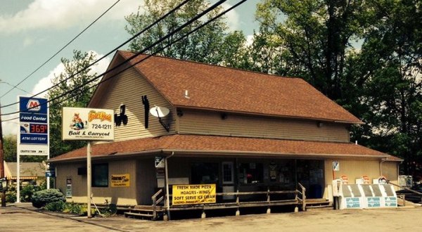 This Country Store Near Cincinnati Has Pizza And Hoagies That Are So Worth The Drive