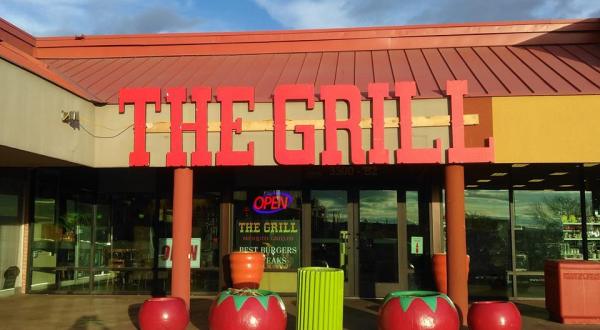 All The Locals Go To This Amazing Burger Joint In New Mexico And It’s Easy To See Why