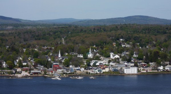 The Story Behind This Evil Place In Maine Will Make Your Blood Turn Cold