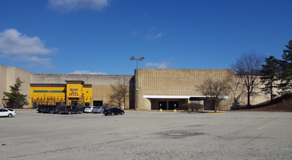 It’s The End Of The Road For This Popular Pittsburgh Mall And We’ll Never Forget It