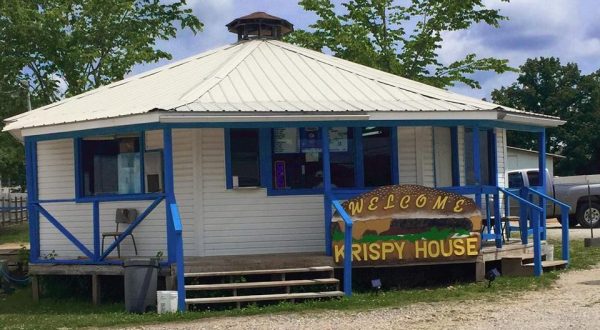 This Teeny Tiny House In Small Town Arkansas Serves The Biggest Burger Stacks You’ve Ever Seen