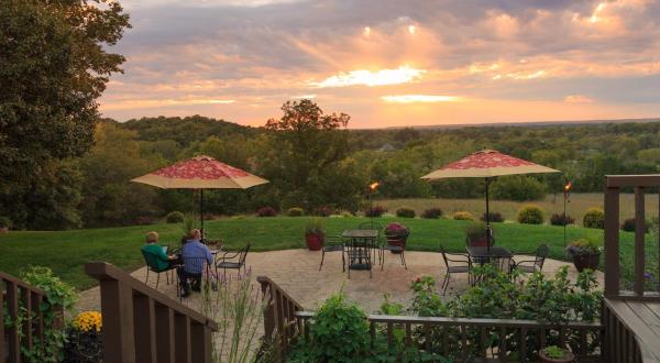 Steal Away To This Dreamy Kansas Lodge With Sweeping Views And Stellar Food