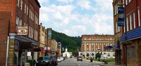 The Charming West Virginia Town With A Main Street Diner You Can't Pass Up