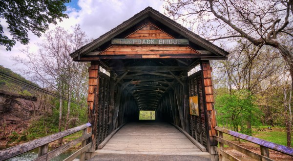 6 Undeniable Reasons To Visit The Oldest Covered Bridge In Virginia