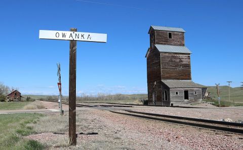 This Urban South Dakota Ghost Town Will Take You A Thousand Miles Away From It All