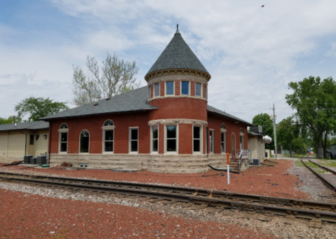 This Historic Iowa Train Depot Is Now A Beautiful Restaurant Right On The Tracks