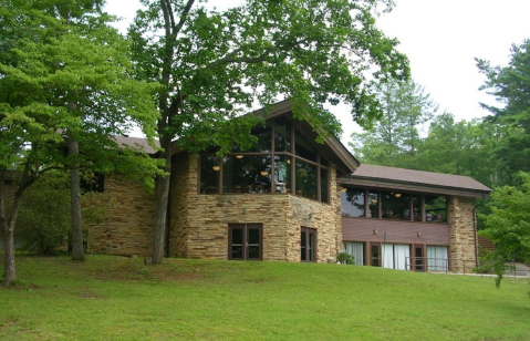 Homestead Harvest Is A Restaurant Tucked Away In Cumberland Mountain State Park In Tennessee State Park That You'll Want To Visit