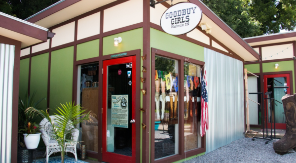 Follow This Route To The 6 Best Vintage Stores In Nashville
