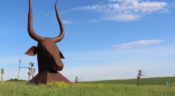 7 Quirky South Dakota Roadside Attractions That Are Worthy Of A Pilgrimage