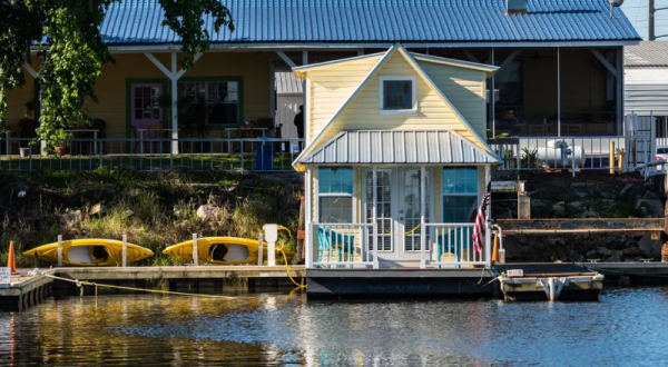 Once You Step Inside This Magical Floating Bungalow, You’ll Never Want To Leave