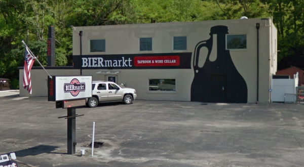 This Little Known Market Near Cincinnati Has A Surprisingly Delicious Menu
