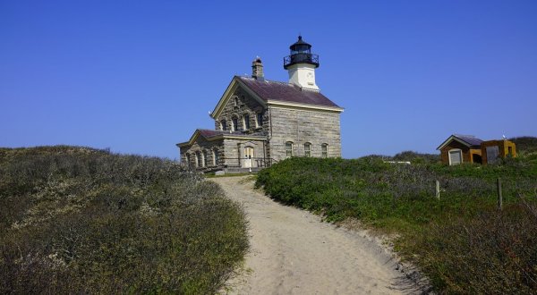 Visit The Northernmost Point Of Block Island For An Unforgettable Experience