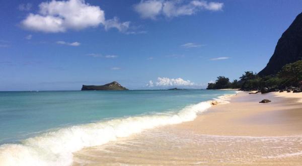 You’ve Likely Never Visited This Stunning Stretch Of Sand Hidden Along The Hawaiian Coast