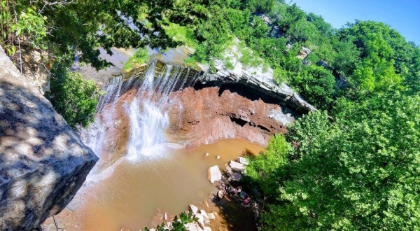 The One Kansas Waterfall That Will Completely Take Your Breath Away In Any Season
