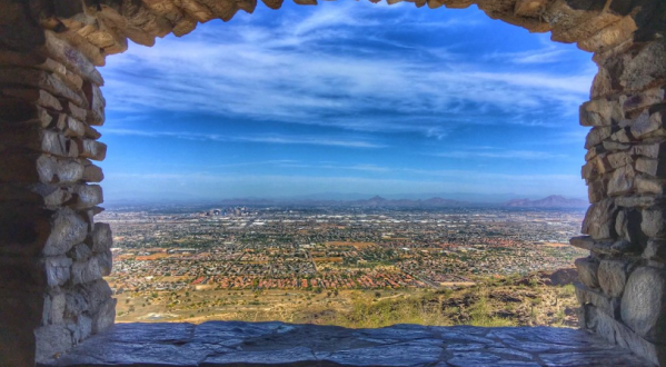 You Can Practically See All Of Arizona From This Breathtaking Scenic Overlook
