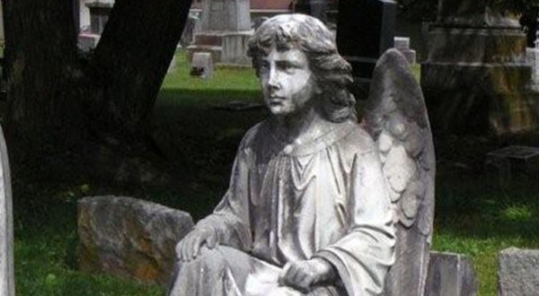 You Won’t Want To Tempt The Cursed Statue At This West Virginia Cemetery – And Here’s Why