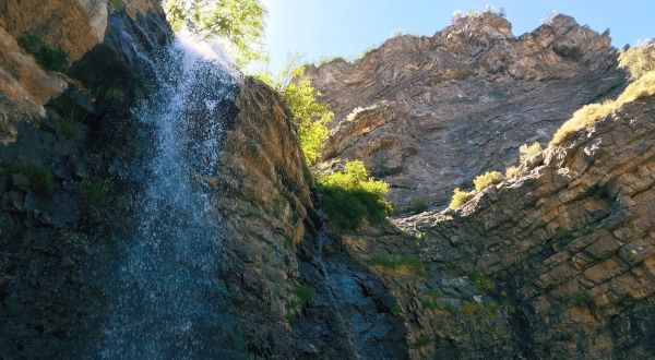 Walk To A Waterfall At The Battle Creek Falls Trail, An Easy 1-Mile Hike In Utah That’s Great For Families