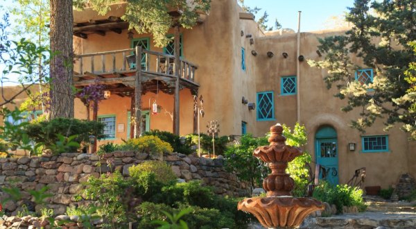 This Dreamy Turquoise Inn In New Mexico Is The Perfect Escape From Reality