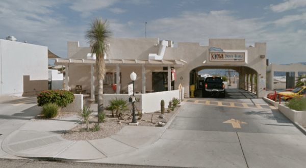 This Drive-Thru Grocery Store In Arizona May Become Your New Favorite Stop