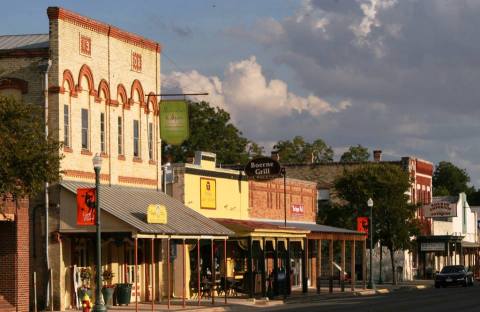 Take This Antique Shop And Restaurant Trail Through One Of Texas’ Most Charming Small Towns