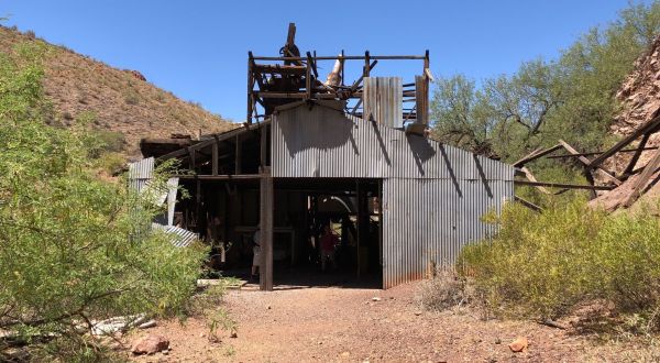 Take This Hidden Trail To One Of The Most Well-Preserved Abandoned Mines In Arizona