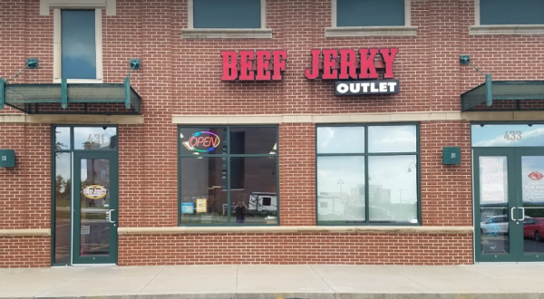 The Beef Jerky Outlet In Oklahoma Where You’ll Find More Than 100 Tasty Varieties