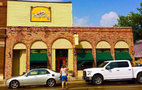 Take A Step Back In Time To This Minnesota Restaurant That Looks Like An Old West Saloon