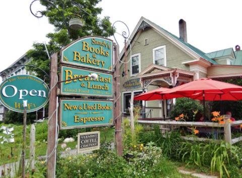 This One Of A Kind Library Restaurant In Vermont Is A Book Lover's Dream Come True