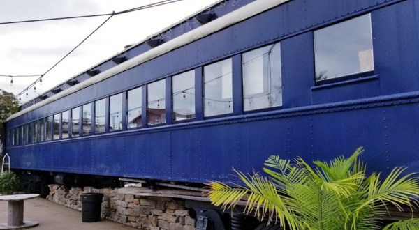 This Historic Train Car Is Actually A Restaurant And It’s Worthy Of Your Bucket List