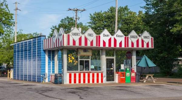 The Tiny Restaurant In Mississippi That’s So Worth Waiting In Line For