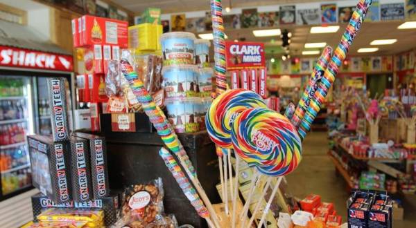 This Colorful Candy Store In Ohio With Thousands Of Sweets Is Almost Too Good To Be True