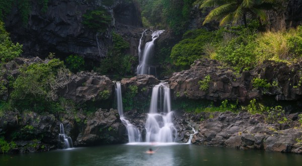 Hawaii’s Favorite Waterfall Swimming Hole Is The Very Best Place To Spend A Day