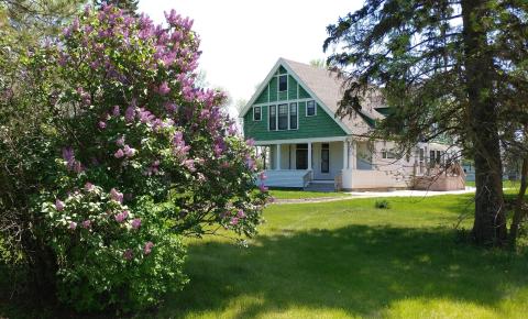 This Charming Bed And Breakfast In North Dakota Sits On A Farm From The 1880s