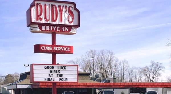 This Restaurant With Curbside Service Near Detroit Will Remind You Of The Good Old Days