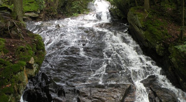 Take This Easy Trail To An Amazing 125-Foot Waterfall In Vermont