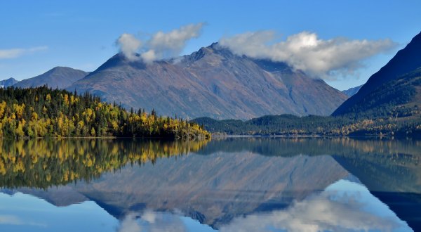 The Underappreciated Borough In Alaska That’s Home To Over 400 Heavenly Lakes