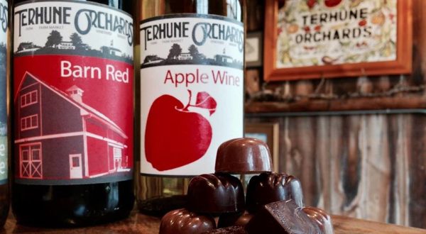 There’s A Wine And Chocolate Event At This New Jersey Orchard You Won’t Want To Miss