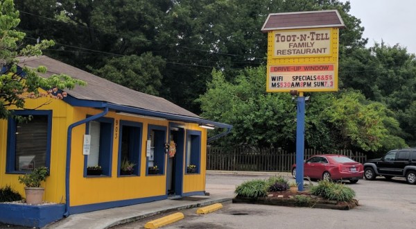 The Toot-n-Tell Southern-Style Buffet In North Carolina Is Worth A Trip Just To Say You Ate Here
