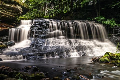 This Waterfall Near Pittsburgh Is The Coolest Thing You'll Ever See For Free